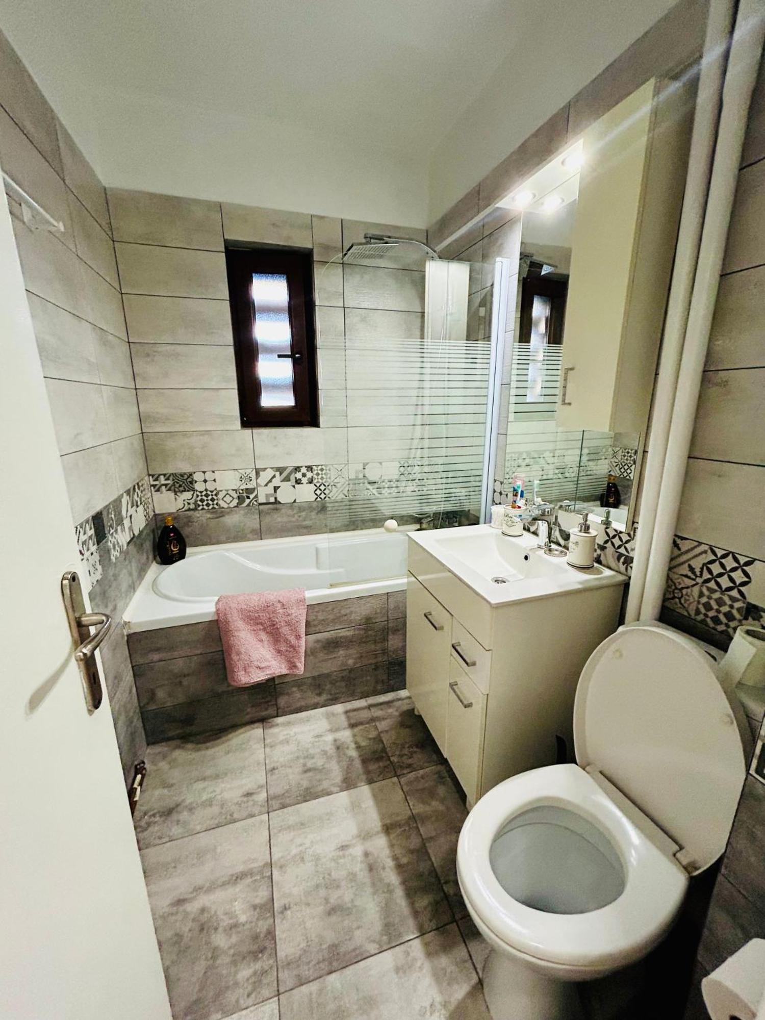 Snug Apartament Jászvásár Kültér fotó